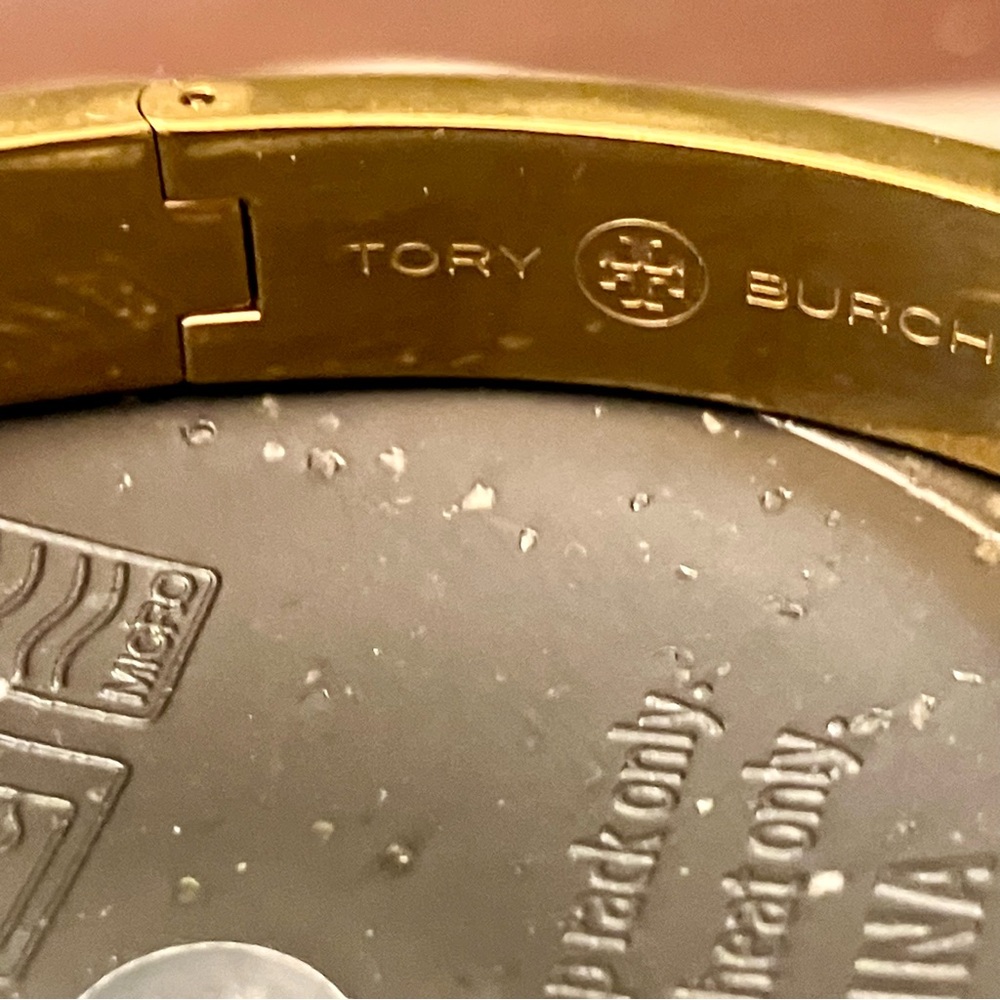 Tory Burch - 1/2” Black Leather Inlay Gold Hinged Bracelet - Picture 2 of 11